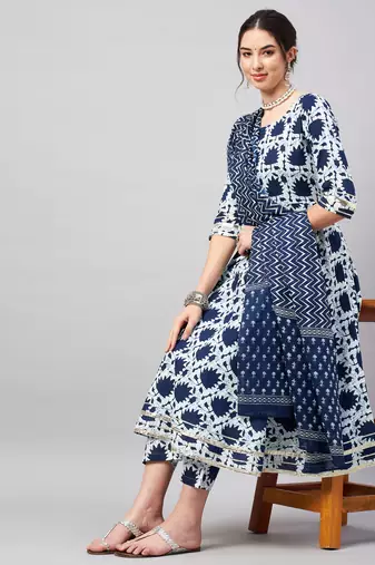 Winered women blue flared kurta dupatta set