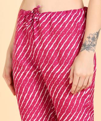 Women's Pink Printed Cotton Kurti With Pant and Dupatta Set 5