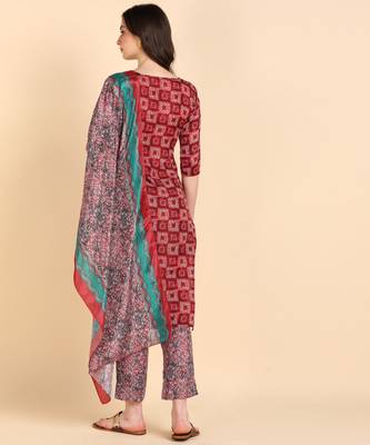 Women's Red Printed Cotton Kurti With Pant and Dupatta Set 2