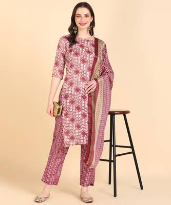Women's Peach Printed Cotton Kurti With Pant and Dupatta Set 1