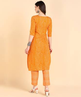 Women's Yellow Printed Cotton Kurti With Pant Set 2