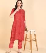 Women's Red Printed Cotton Kurti With Pant Set