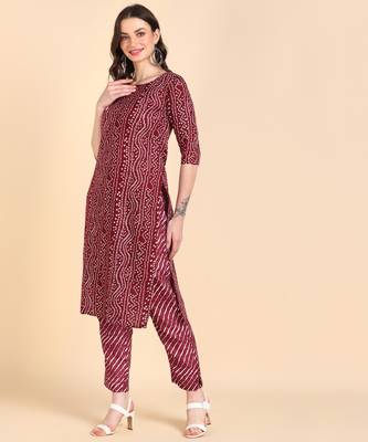 Women's Maroon Printed Cotton Kurti With Pant Set 3