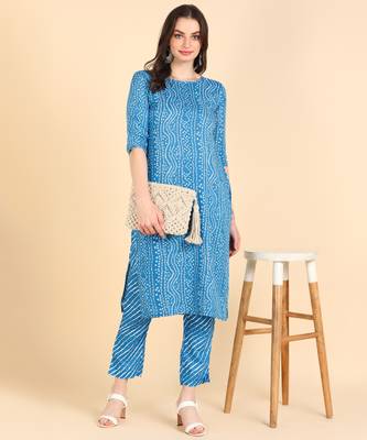 Women's Sky Blue Printed Cotton Kurti With Pant Set 1