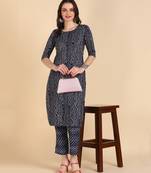 Women's Navy Blue Printed Cotton Kurti With Pant Set