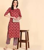Women's Red Printed Cotton Kurti With Pant Set