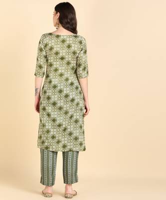 Women's Multicolor Printed Cotton Kurti With Pant Set 2