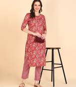 Women's Red Printed Cotton Kurti With Pant Set