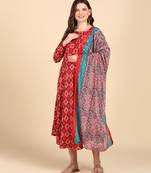 Women's Red Printed Cotton Kurti With Foil Printed Dupatta Set