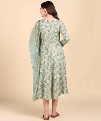 Women's Multicolor Printed Cotton Kurti With Foil Printed Dupatta Set 2