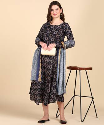 Women's Navy blue Printed Cotton Kurti With Foil Printed Dupatta Set 7
