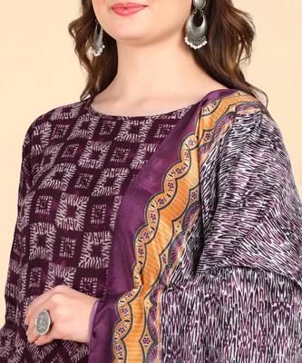 Women's Purple Printed Cotton Kurti With Foil Printed Dupatta Set 6