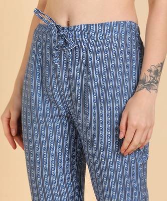 Women's Blue Printed Cotton Kurti With Pant and Dupatta Set 5