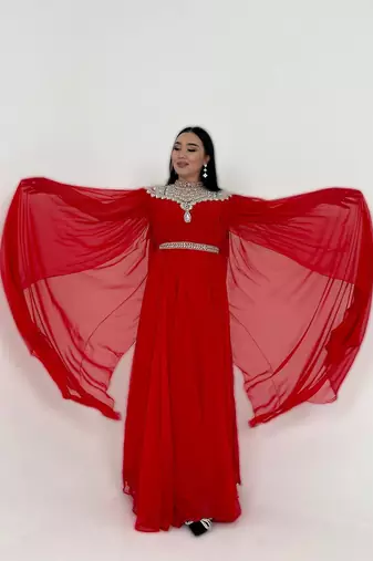 Red Zari Stone Work Georgette Islamic Style Beads Embedded Partywear Kaftan Long Gown Evening wear Dubai kaftan