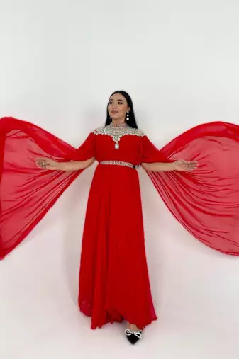 Red Zari Stone Work Georgette Islamic Style Beads Embedded Partywear Kaftan Long Gown Evening wear Dubai kaftan