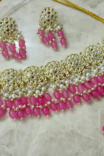 Pink Choker set with maangtika