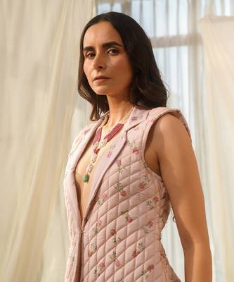Rosey pink quilted pant suit 3