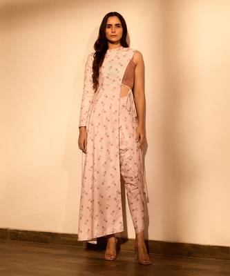 Rosey pink half kurta, bralette & dhoti pants 1
