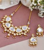 Pearl kundan jewellery set