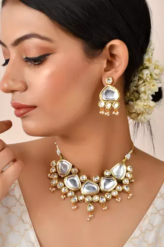 Pearl kundan jewellery set