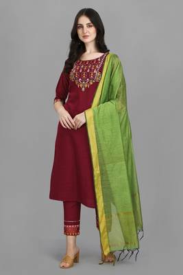  women cotton blend kurta pant dupatta set 1