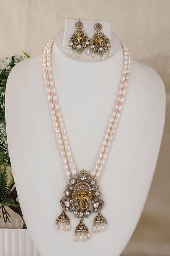 Natural fresh water pearls necklace set from hyderabad