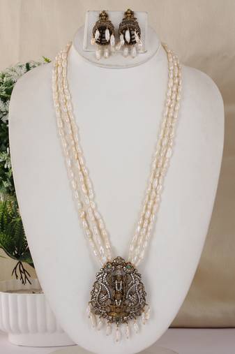 Natural fresh water pearls necklace set from hyderabad