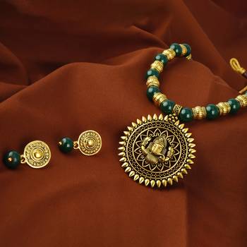 Fashionable gold plated oxidized german ganesha beaded necklaces set with adjustable thread for women and girls.(green) 2