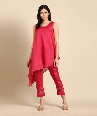 Pink chanderi kota tapperd pants 1