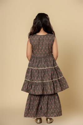 Girls Festive Kurta & Sharara Set in Cotton 2
