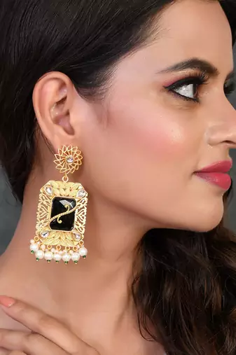Gold plated filigree traditional earrings