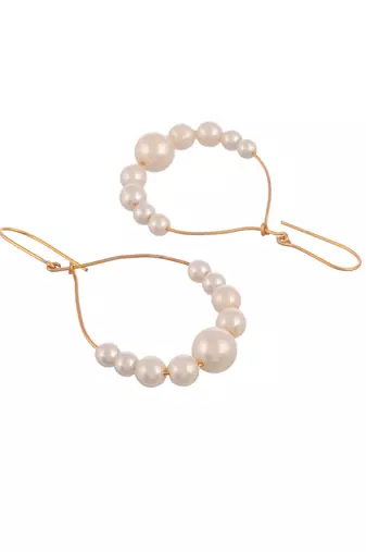 Gold tone pearl drop dangle western earrings