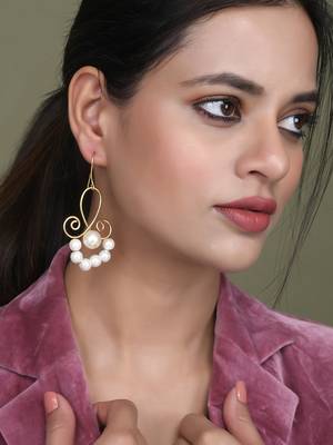 Gold plated pearl beaded drop earrings 2