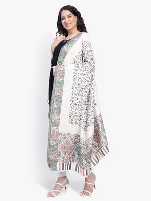 Women Fine Wool Kaani Jaal with zari Pashmins shawl 4