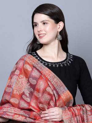Women Kashmiri Jaal Fine Wool Beige Shawl Online 5