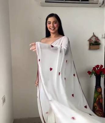 White Colour georgette Fabric Ready To Wear Saree WITH UN-STITCHED BLOUSE 4