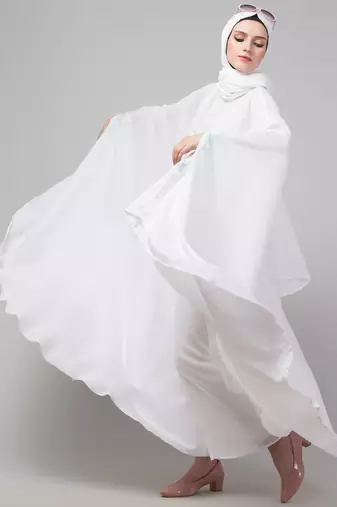Nazneen embroidered Irani Kaftan with thread embroidered