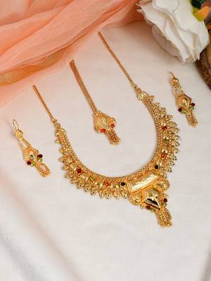 Karnika jewellery set with maangtika 1