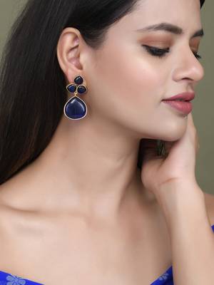 Gold plated floral drop earrings 2