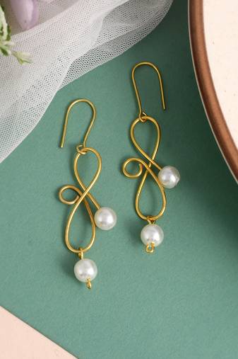 Gold plated pearl drop earrings