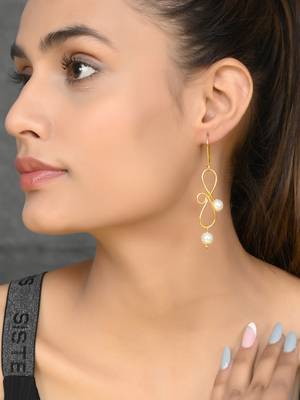 Gold plated pearl drop earrings 2