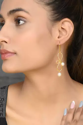 Gold plated pearl drop earrings