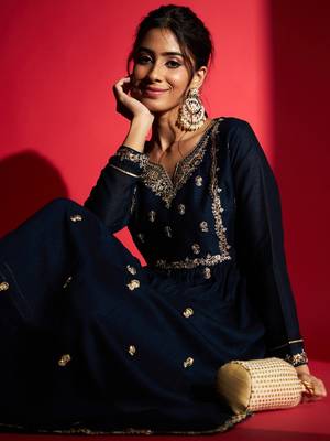 Women's Navy Vichitra Silk Embroidered A-Line Kurta with Pant Set 7