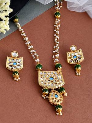 Gold plated kundan jewellery set 1