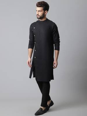 Sherwani kurta with asymetrical cut 3