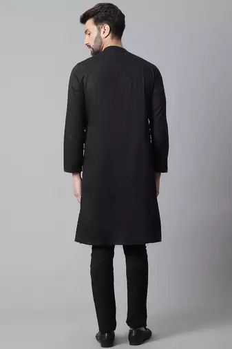 Sherwani kurta with asymetrical cut