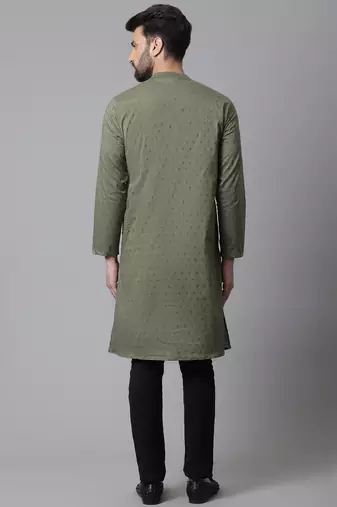Sherwani kurta with asymetrical cut