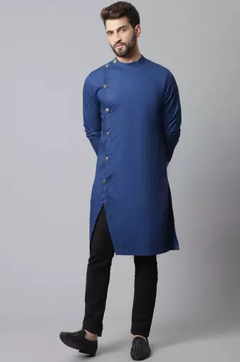 Sherwani kurta with asymetrical cut