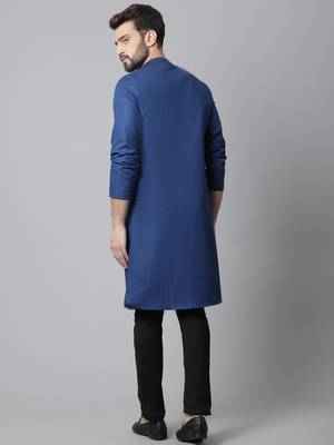 Sherwani kurta with asymetrical cut 4