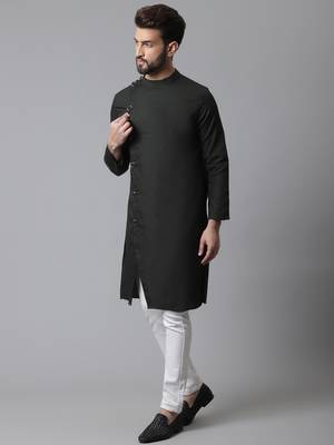 Sherwani kurta with asymetrical cut 3